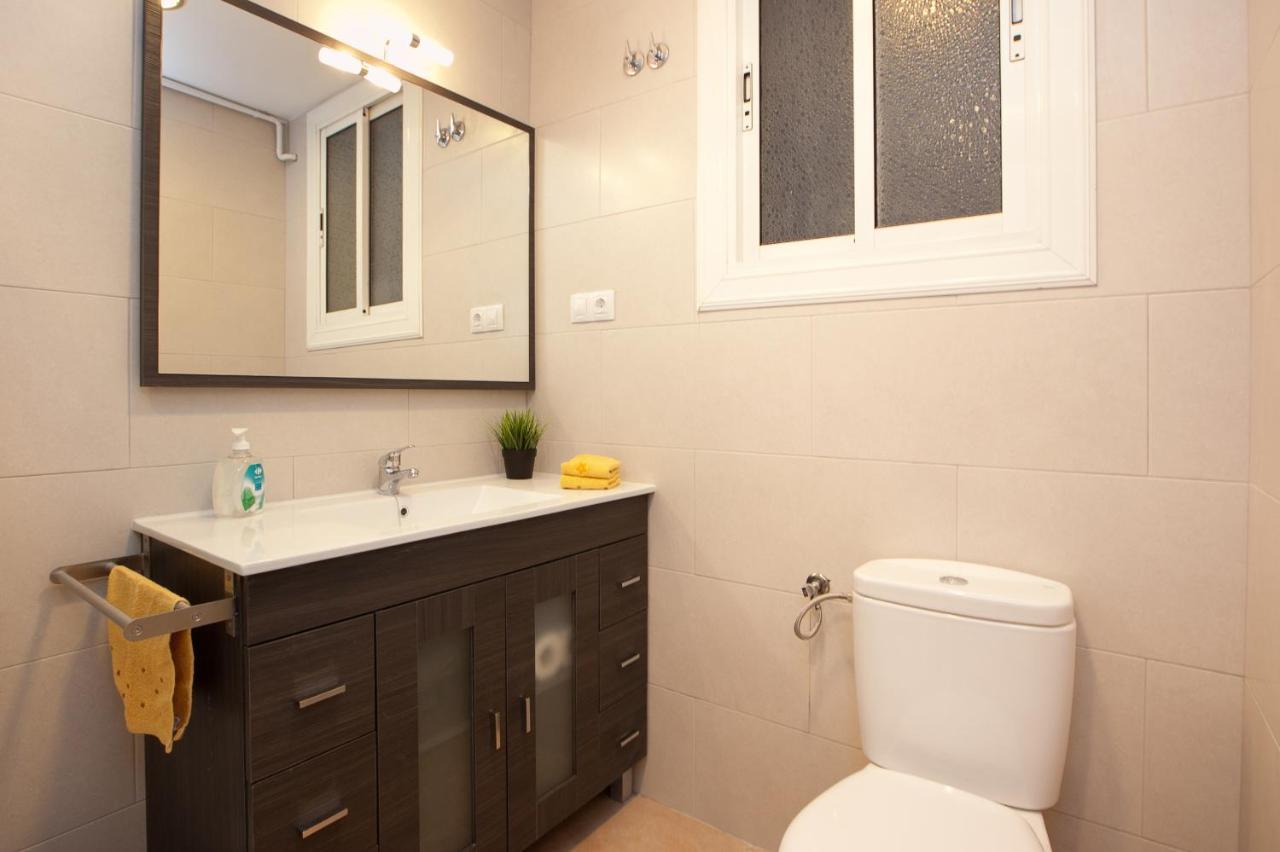 Enjoy Apartments Vp Camp Nou Barcelona Bagian luar foto