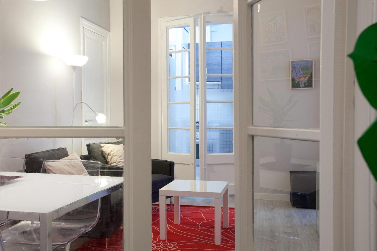 Enjoy Apartments Vp Camp Nou Barcelona Bagian luar foto
