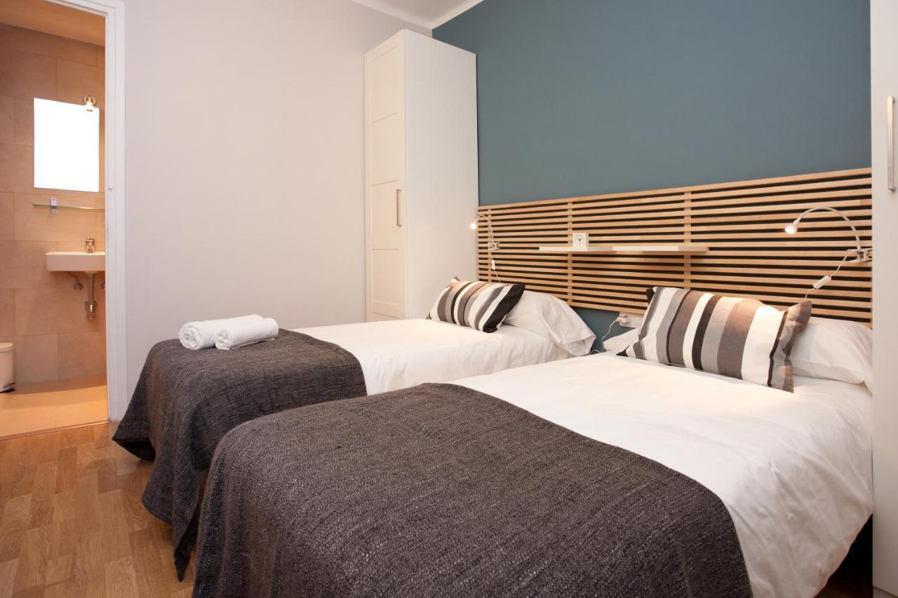 Enjoy Apartments Vp Camp Nou Barcelona Bagian luar foto