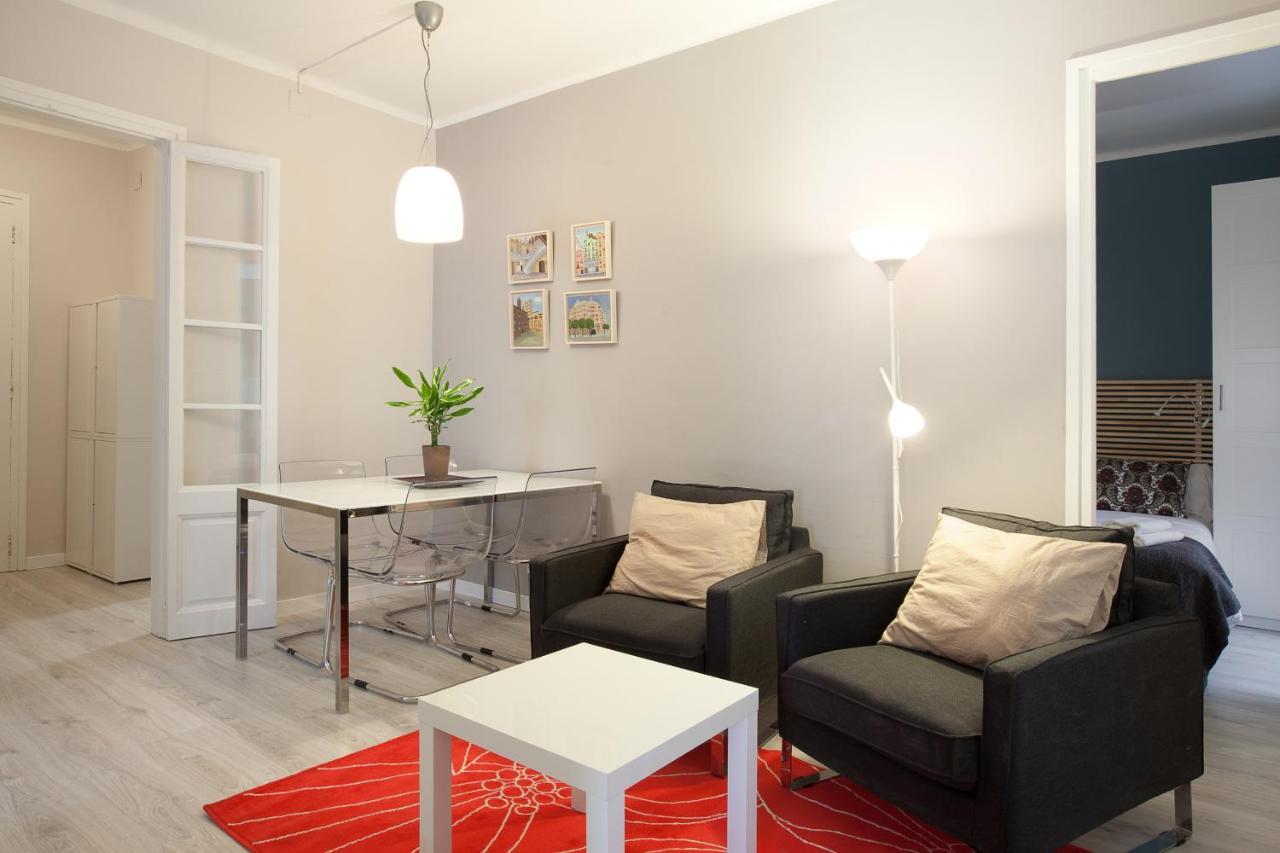 Enjoy Apartments Vp Camp Nou Barcelona Bagian luar foto